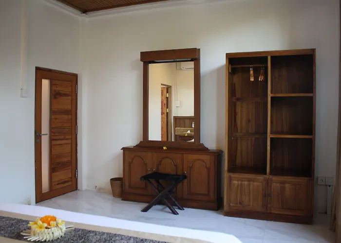 Villa Graha Sandat By Genuinehost